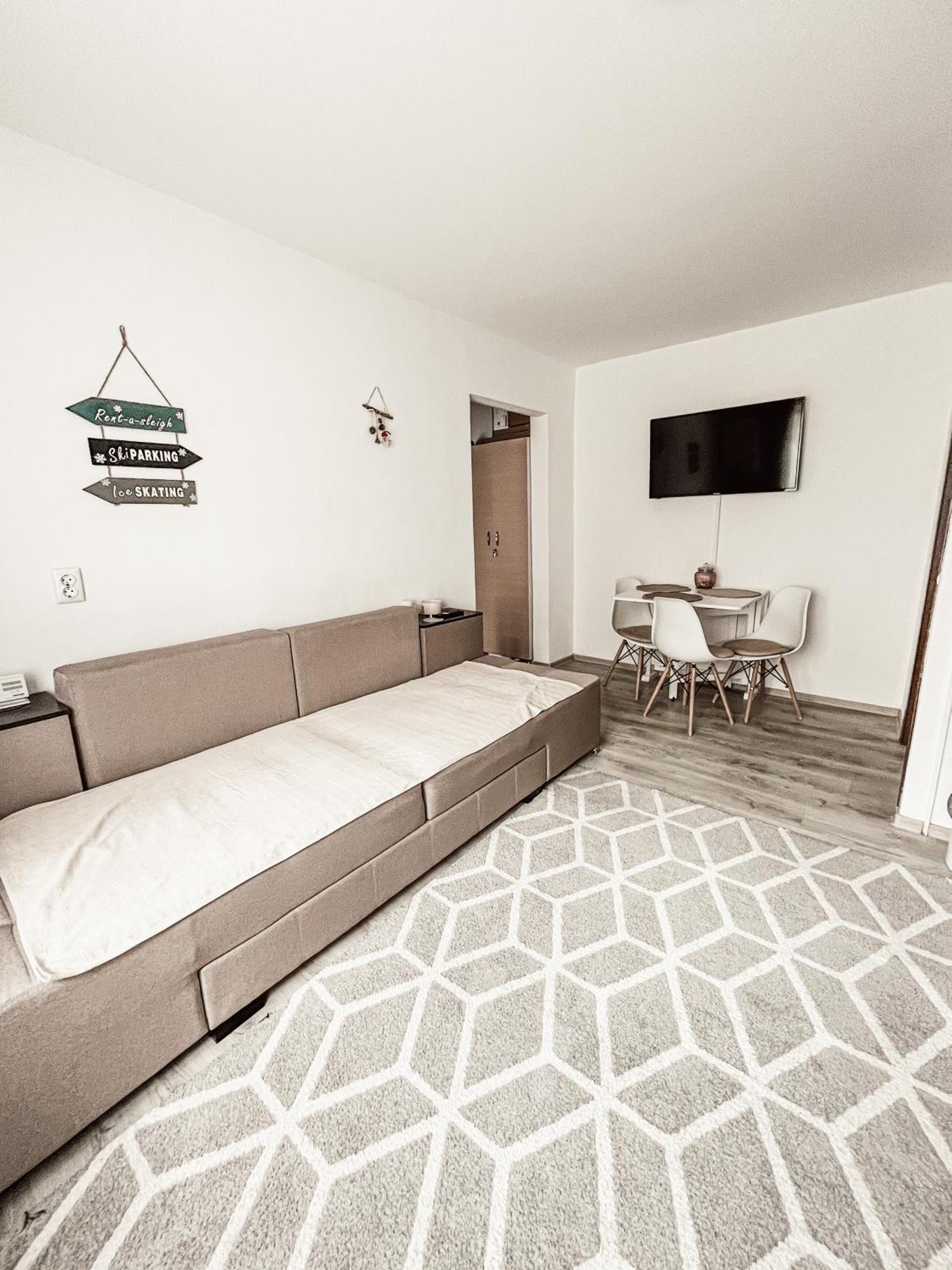 Apartament One Divine - Zărneşti Zewnętrze zdjęcie